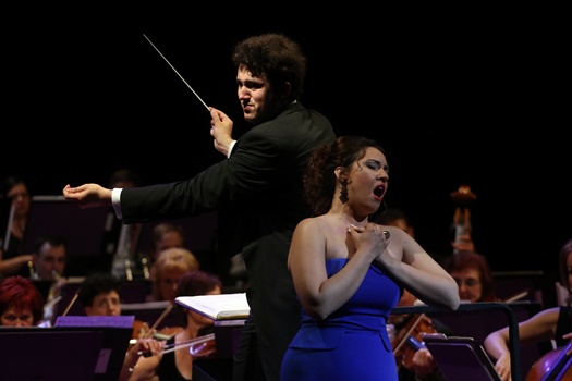 opening gala vj92 resize