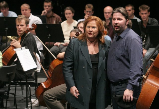 csa_rigoletto_2005_4
