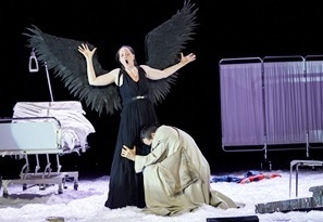 Isten lel&eacute;pett