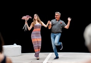 &bdquo;A csengő&rdquo; az Oper&aacute;ban