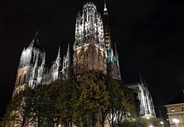 A K&eacute;kszak&aacute;ll&uacute; Normandi&aacute;ban