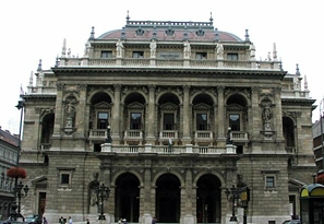 Felmentett&eacute;k az Operah&aacute;z főigazgat&oacute;j&aacute;t