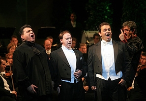 Tenor g&aacute;la