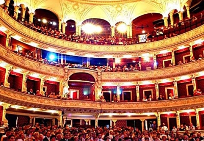 Operaverseny