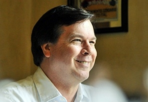 &bdquo;El akarok valamit mondani a k&ouml;z&ouml;ns&eacute;gnek&hellip;&rdquo;