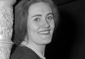 Elhunyt Joan Sutherland