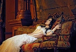 TRAVIATA