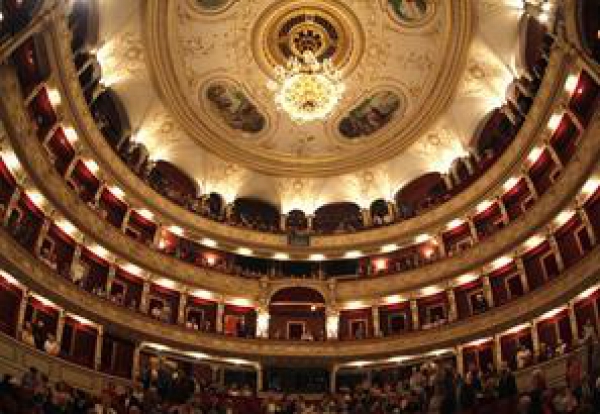 V&eacute;get &eacute;rt a Sim&aacute;ndy J&oacute;zsef &Eacute;nekverseny