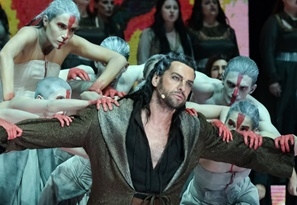 A hunok visszat&eacute;rtek